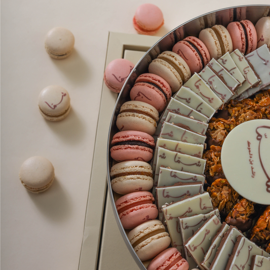 Mure Large bowl with cracked chocolate printed macarons not available