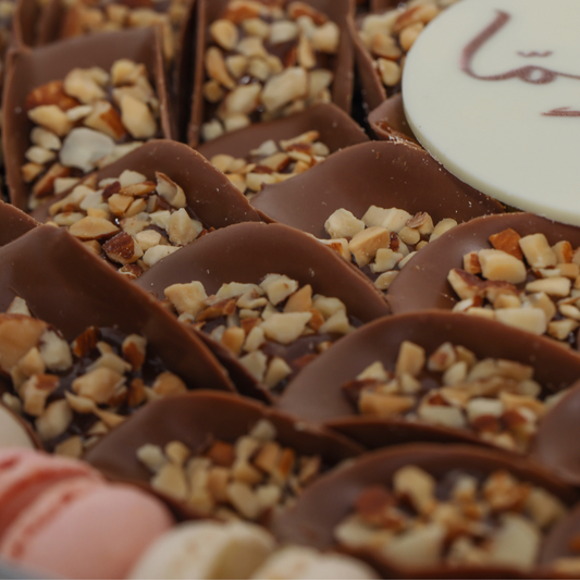 Mure Large bowl printed macarons not available