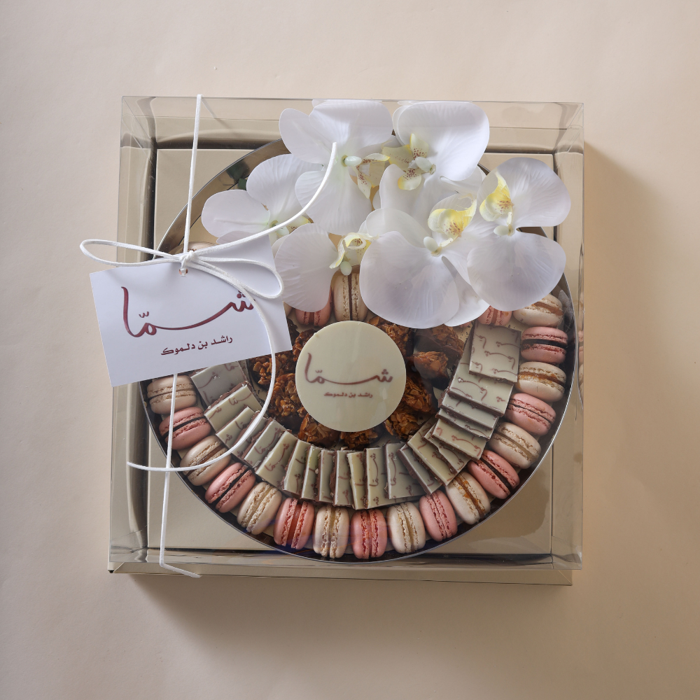 Mure Large bowl with cracked chocolate printed macarons not available